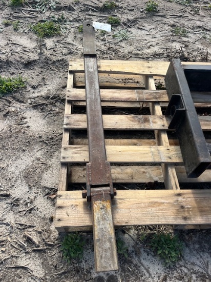 SPRAYER TOW BAR