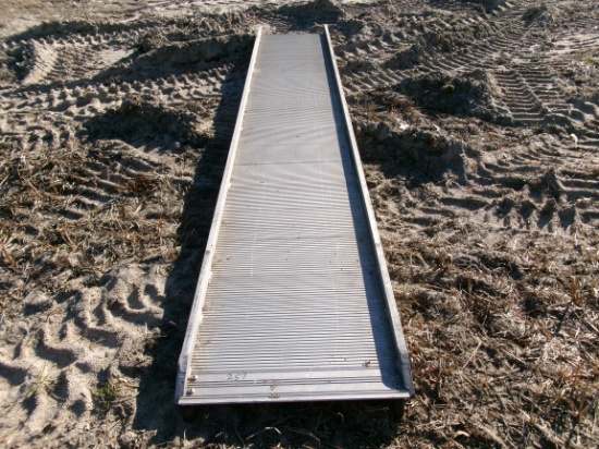 13' X 23" ALUMINUM RAMP