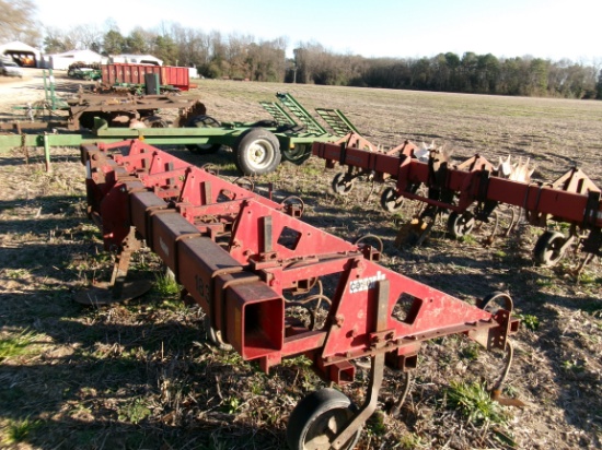 4 ROW DANISH TINE CULTIVATOR, 38"