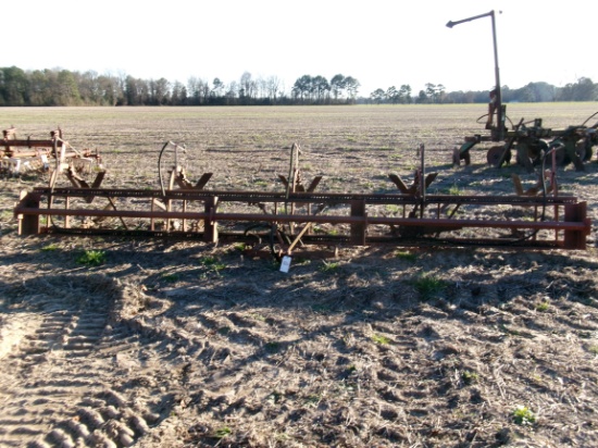 PITTSBURG 4-ROW CULTIVATOR