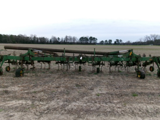JD 845 8 ROW DANISH TINE CULTIVATOR