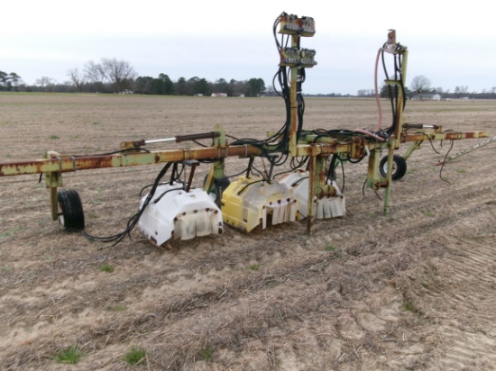 HOODED SPRAYER