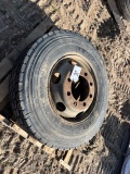 275/80 R22.5 TIRE AND RIM