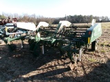 KMC 4-ROW PEANUT DIGGER (LATE MODEL)