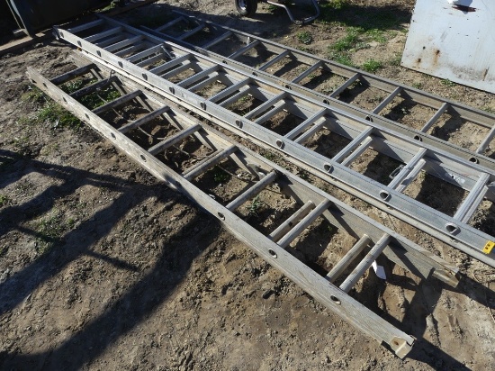 ALUMINUM EXTENSION LADDER