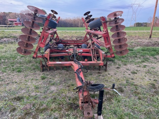 CASE-IH 3950 52-BLADE WING FOLD DISC