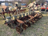 IH 185 6-ROW NOTILL PLANTER
