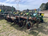 JD 1700 6-ROW STRIP TILL KMC RIPPERS ROLLING BASKETS LIFT ASSIST 30” ROWS