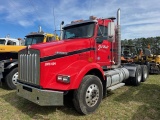 2016 KENWORTH T-800  DAY CAB DSL AUTO TRANS WETLINE 528,368 MILES