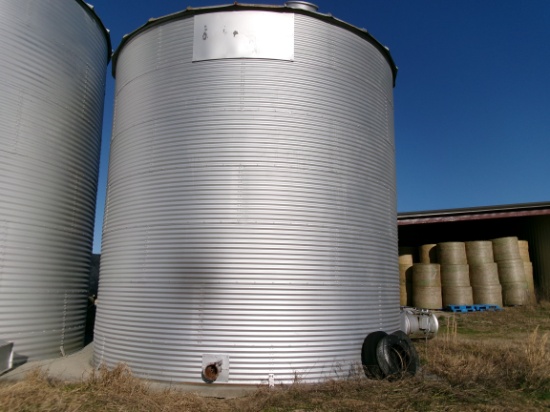 LONG 3500 BU BIN SELLS WITH BIN SWEEP AND FAN