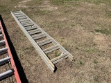 ALUMINUM LADDER