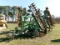 JD 2623 92-BLADE WING FOLD DISC, 33’ 7”, ROLLING BASKETS, 9” SPACING