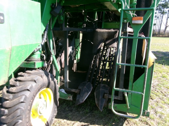 DECLOET 2 ROW TOBACCO HARVESTER | Farm Equipment & Machinery Harvest  Equipment Combines & Harvesters | Online Auctions