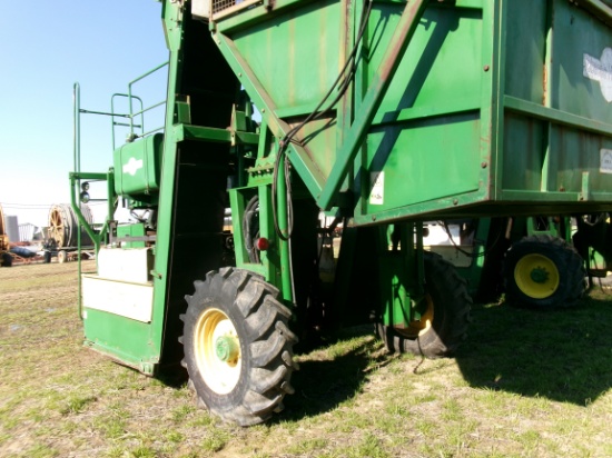 decloet tobacco harvester for sale DECLOET 2 ROW TOBACCO HARVESTER | Farm Equipment & Machinery Harvest  Equipment Combines & Harvesters | Online Auctions