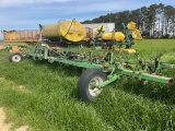 KMC 8-ROW RIPPER BEDDER VERTICAL FOLD PARRALEL LINKAGE 46”