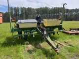 JD 7200 NO-TILL 4 ROW PLANTER