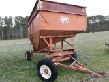 GRAVITY FLOW WAGON