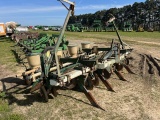 KMC 4-ROW RIPPER BEDDER PLANTER DIRT DOOR ROW MARKERS 36”