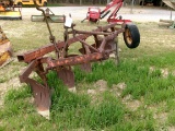 MF 82 6 B PLOW
