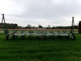 KMC 8 ROW VERTICAL FOLD STRIP-TIL, 36” SPACING, ROW MARKERS, AUTOMATIC RESET SHANKS