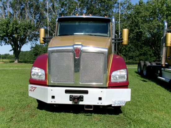 2017 KENWORTH ROAD TRACTOR,  T880 EATON AUTOMATIC 10 SPD TRANS, X15 450HP CUMMINS DSL ENG, POWER DIV