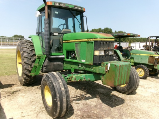 JD 7200, CAB, DSL, A/C, POWERQUAD TRANS, DUAL REMOTES, 8150 HRS, SN:001473