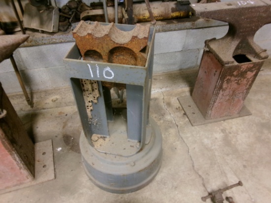 STEEL STAND