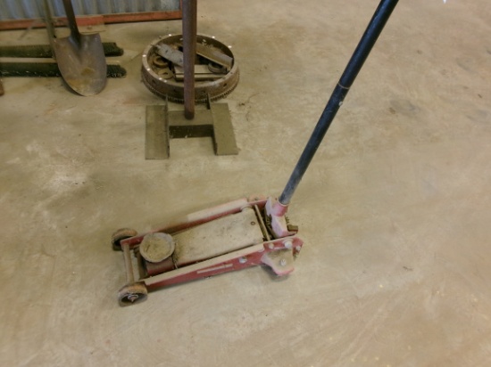 FLOOR JACK
