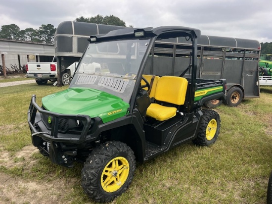 JD XUV835M GATOR 4 x 4, ELECTRIC DUMP, 766 HRS FIRST CLASS RIDE