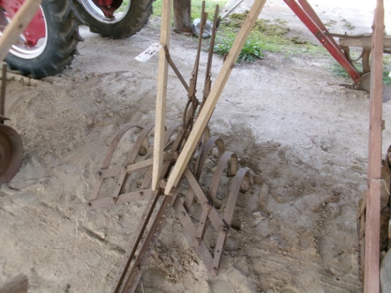 HORSE DRAWN SCRATCHERS