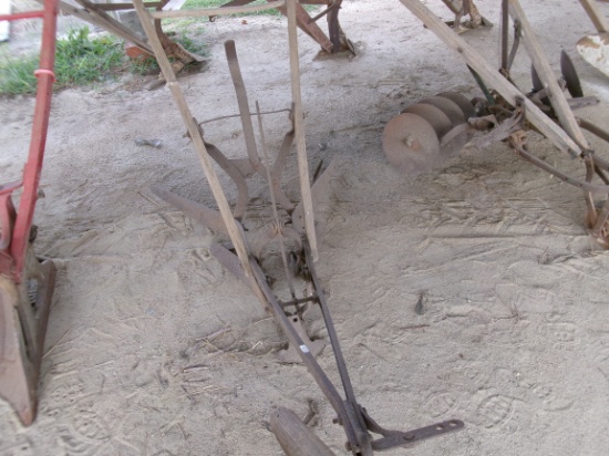 HORSE DRAWN CULTIVATOR