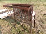 HORSE FEEDERS