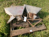 FERTILIZER HOPPERS