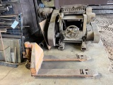 PALLET JACK