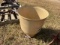 IH FERTILIZER HOPPER
