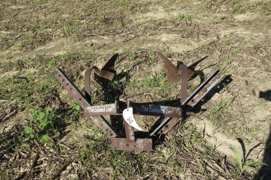 1 ROW CULTIVATOR