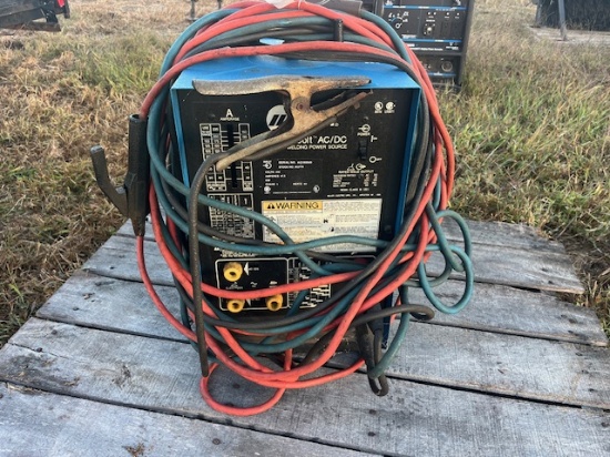 MILLER THUNDERBOLT WELDER