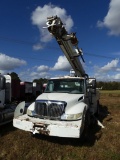2004 IH Boom Truck
