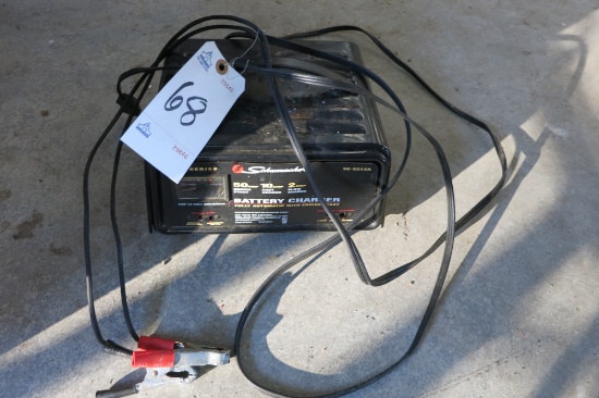 BATTERY CHARGER