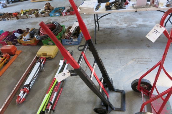 HAND TRUCK