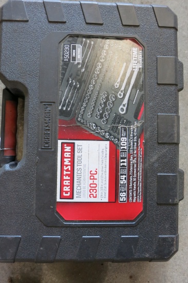 CRAFTSMAN 230PC TOOL SET