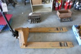 PALLET JACK
