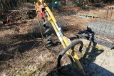 HOLE DIGGER