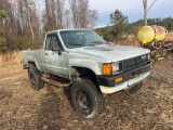 1988 TOYOTA TRUCK 4 x 4