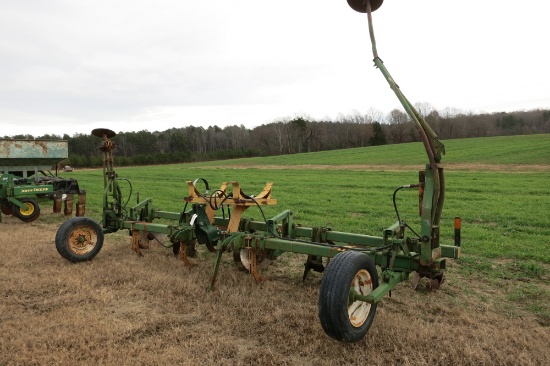 KMC 4R BEDDER, PARALLEL LINKAGE, ROW MARKERS, 46"
