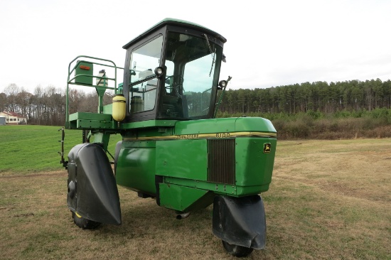 JD 6100 SPRAYER, CAB, JD RATE CONTROL, 4148 MILES, SN:4065, SELLS W/ 4R & 8R BOOM (ALL NEW AC)