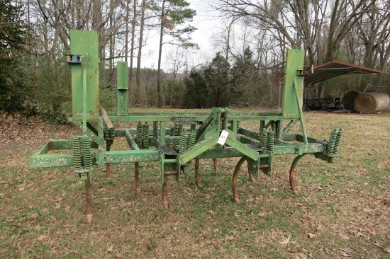 9-TINE CHISEL PLOW
