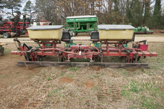 LANNON/PLANTEK 4-ROW CAROSEL TRANSPLANTER, FERTILIZER HOPPERS