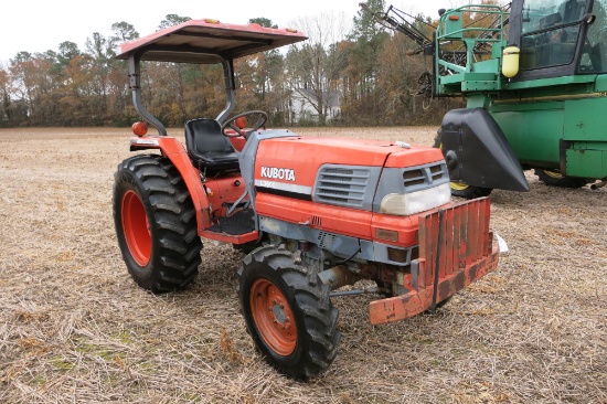 KUBOTA L3600 MFWD, DSL, GLIDE SHIFT TRANS, SHUTTLE SHIFT, 2307 HRS