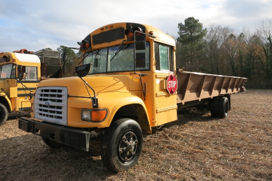 1997 FORD BUS, DSL, AUTO TRANS, AIR BRAKES, 32’ GRANVILLE ELECTRIC TOBACCO BODY